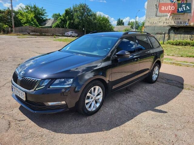 Чорний Шкода Октавія, об'ємом двигуна 1.6 л та пробігом 280 тис. км за 17000 $, фото 1 на Automoto.ua