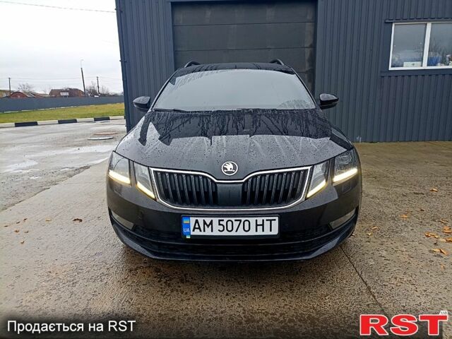 Чорний Шкода Октавія, об'ємом двигуна 2 л та пробігом 26900 тис. км за 14400 $, фото 1 на Automoto.ua
