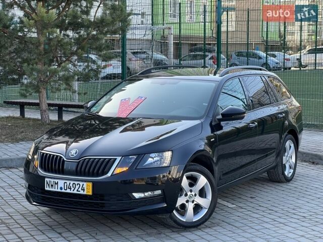 Черный Шкода Октавия, объемом двигателя 1.6 л и пробегом 189 тыс. км за 14499 $, фото 1 на Automoto.ua