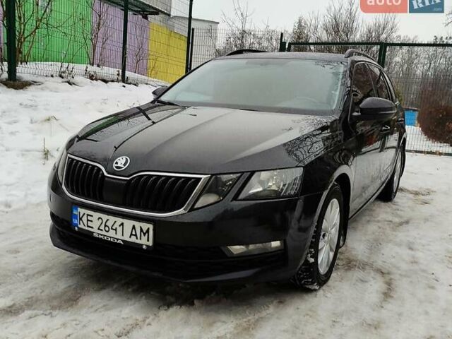Чорний Шкода Октавія, об'ємом двигуна 1.6 л та пробігом 178 тис. км за 12800 $, фото 1 на Automoto.ua