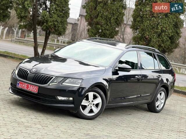 Чорний Шкода Октавія, об'ємом двигуна 1.6 л та пробігом 252 тис. км за 13400 $, фото 1 на Automoto.ua