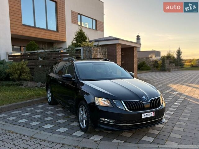 Чорний Шкода Октавія, об'ємом двигуна 1.6 л та пробігом 246 тис. км за 13500 $, фото 1 на Automoto.ua