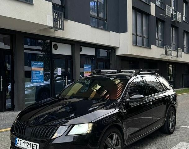 Черный Шкода Октавия, объемом двигателя 2 л и пробегом 260 тыс. км за 14500 $, фото 1 на Automoto.ua
