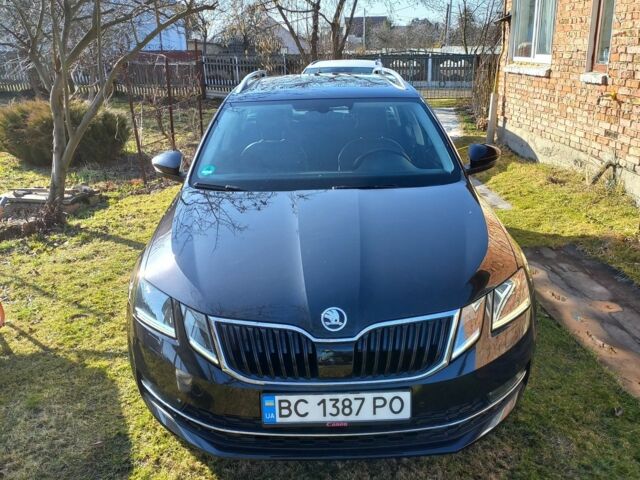 Черный Шкода Октавия, объемом двигателя 1.6 л и пробегом 180 тыс. км за 15499 $, фото 1 на Automoto.ua