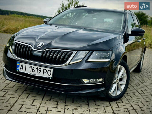 Черный Шкода Октавия, объемом двигателя 1.97 л и пробегом 212 тыс. км за 17000 $, фото 1 на Automoto.ua