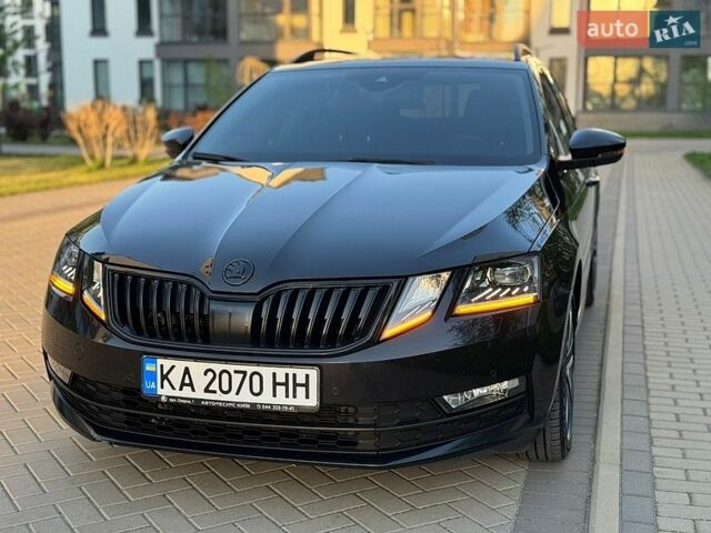 Черный Шкода Октавия, объемом двигателя 2 л и пробегом 208 тыс. км за 18200 $, фото 1 на Automoto.ua