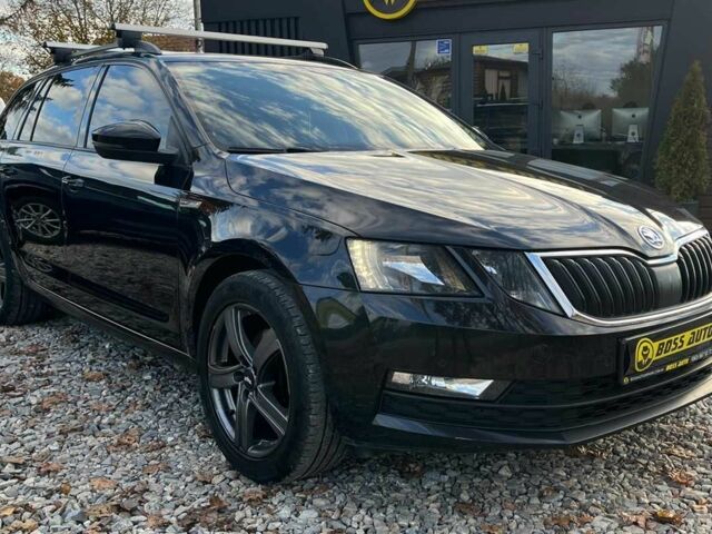 Чорний Шкода Октавія, об'ємом двигуна 2 л та пробігом 255 тис. км за 13900 $, фото 1 на Automoto.ua