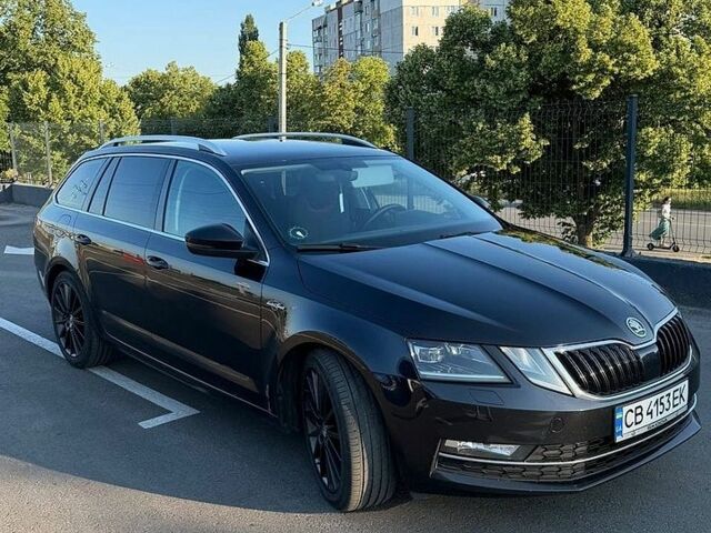 Черный Шкода Октавия, объемом двигателя 1.97 л и пробегом 230 тыс. км за 18000 $, фото 1 на Automoto.ua