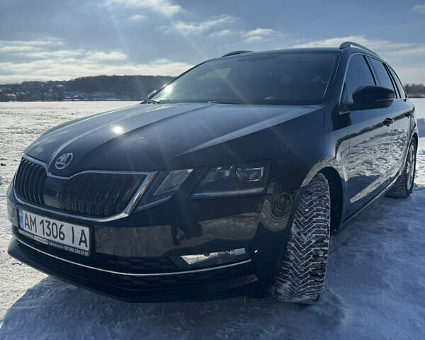 Черный Шкода Октавия, объемом двигателя 1.97 л и пробегом 266 тыс. км за 17700 $, фото 1 на Automoto.ua