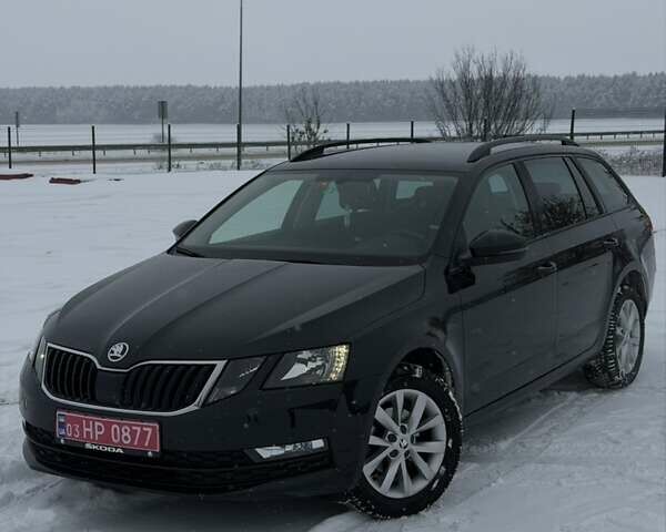 Чорний Шкода Октавія, об'ємом двигуна 1.6 л та пробігом 204 тис. км за 14700 $, фото 1 на Automoto.ua