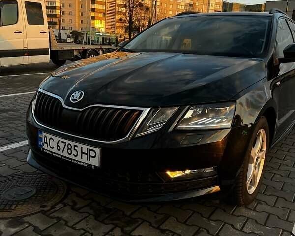 Черный Шкода Октавия, объемом двигателя 1.9 л и пробегом 135 тыс. км за 18500 $, фото 1 на Automoto.ua