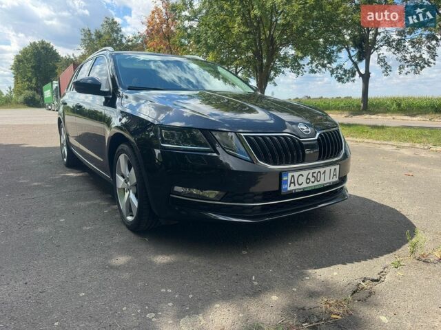 Черный Шкода Октавия, объемом двигателя 2 л и пробегом 146 тыс. км за 17500 $, фото 1 на Automoto.ua