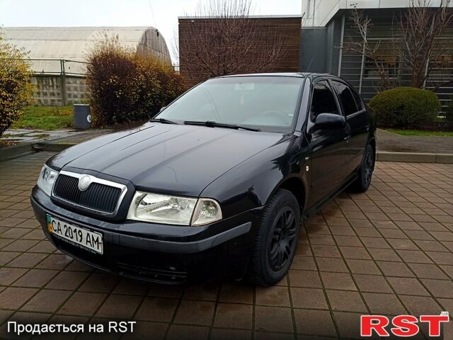 Черный Шкода Октавия, объемом двигателя 1.9 л и пробегом 328 тыс. км за 4200 $, фото 1 на Automoto.ua