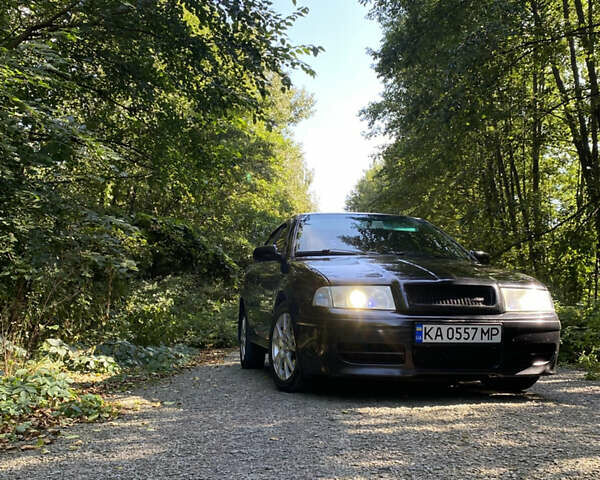 Черный Шкода Октавия, объемом двигателя 1.78 л и пробегом 360 тыс. км за 4600 $, фото 1 на Automoto.ua