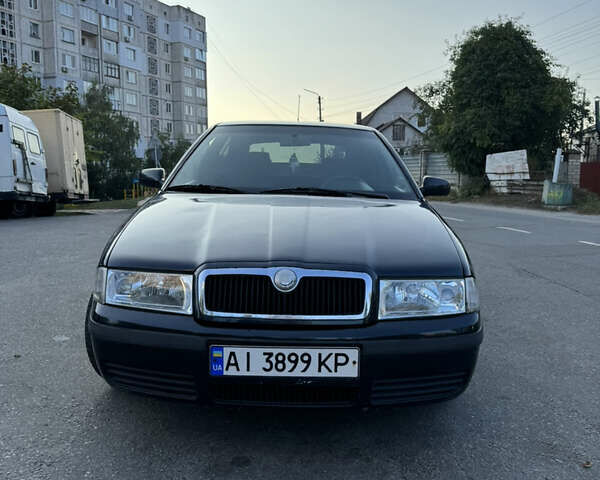 Черный Шкода Октавия, объемом двигателя 2 л и пробегом 424 тыс. км за 3500 $, фото 1 на Automoto.ua
