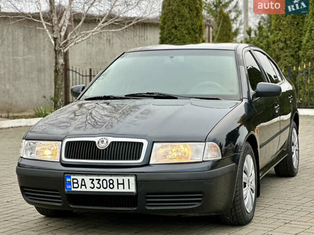 Чорний Шкода Октавія, об'ємом двигуна 2 л та пробігом 288 тис. км за 4750 $, фото 1 на Automoto.ua