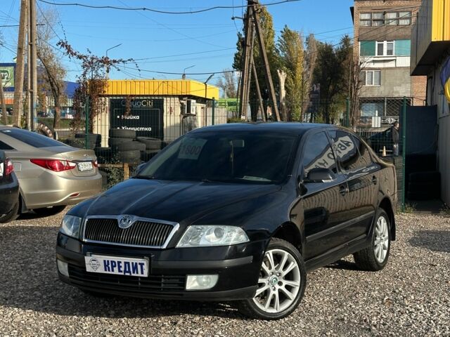 Черный Шкода Октавия, объемом двигателя 1.9 л и пробегом 300 тыс. км за 5650 $, фото 1 на Automoto.ua