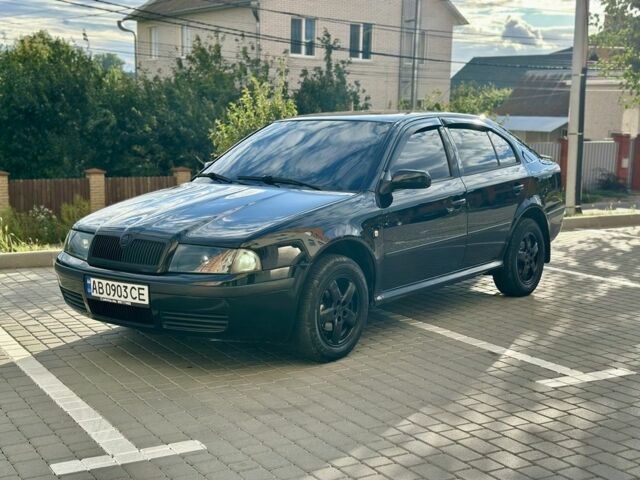 Черный Шкода Октавия, объемом двигателя 1.6 л и пробегом 300 тыс. км за 4700 $, фото 1 на Automoto.ua