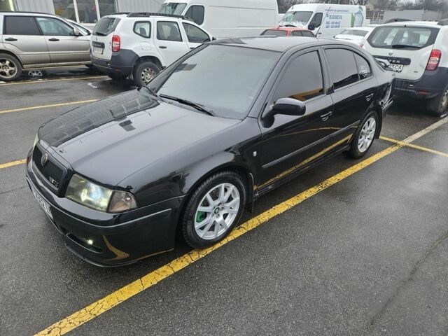 Черный Шкода Октавия, объемом двигателя 1.8 л и пробегом 337 тыс. км за 6700 $, фото 1 на Automoto.ua