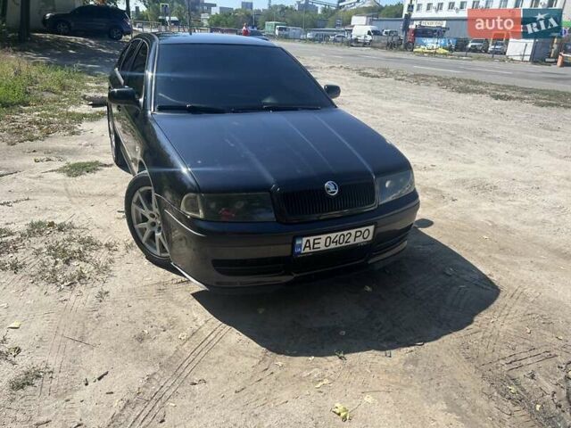 Черный Шкода Октавия, объемом двигателя 1.78 л и пробегом 254 тыс. км за 7500 $, фото 1 на Automoto.ua