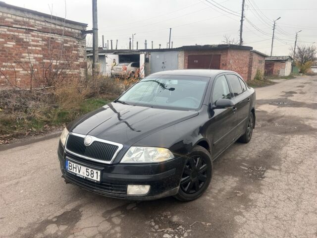 Черный Шкода Октавия, объемом двигателя 0 л и пробегом 100 тыс. км за 2800 $, фото 1 на Automoto.ua