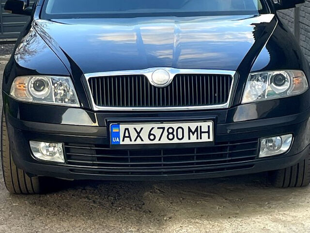 Черный Шкода Октавия, объемом двигателя 2 л и пробегом 280 тыс. км за 6200 $, фото 1 на Automoto.ua