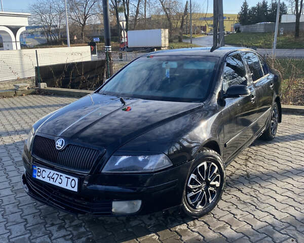 Черный Шкода Октавия, объемом двигателя 1.97 л и пробегом 359 тыс. км за 4800 $, фото 1 на Automoto.ua