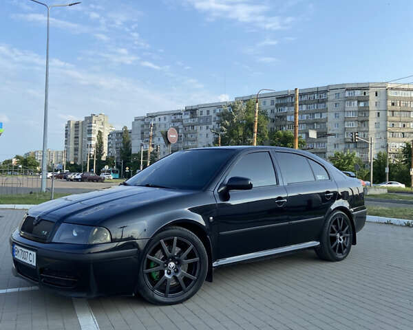 Черный Шкода Октавия, объемом двигателя 1.8 л и пробегом 273 тыс. км за 8800 $, фото 1 на Automoto.ua