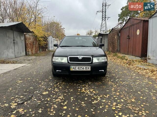 Шкода Октавия 2007 в Днепре (Днепропетровске) на Automoto.ua Черный Шкода Октавия, объемом двигателя 1.6 л и пробегом 300 тыс. км за 5500 $, фото 1 на Automoto.ua