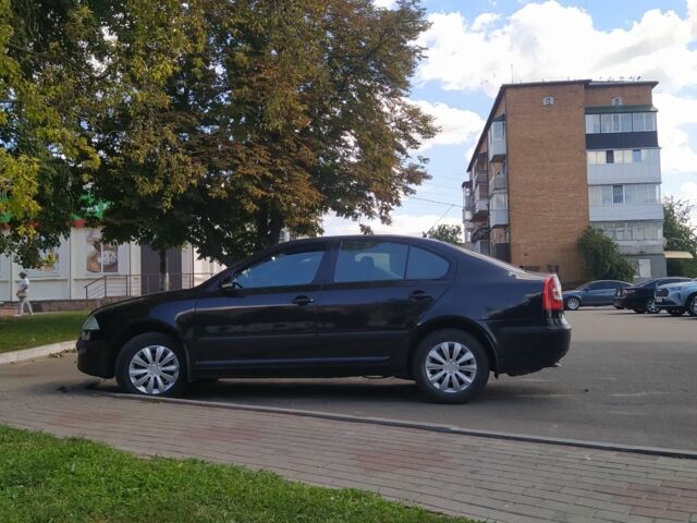 Черный Шкода Октавия, объемом двигателя 1 л и пробегом 275 тыс. км за 5500 $, фото 1 на Automoto.ua