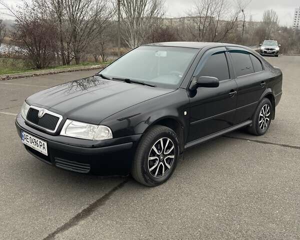 Чорний Шкода Октавія, об'ємом двигуна 1.6 л та пробігом 230 тис. км за 6100 $, фото 1 на Automoto.ua