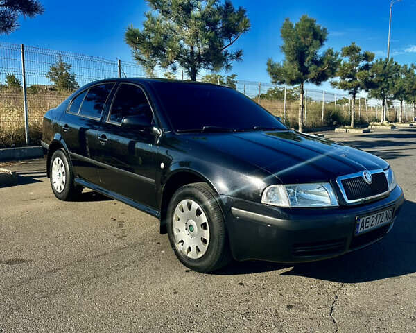 Черный Шкода Октавия, объемом двигателя 1.9 л и пробегом 300 тыс. км за 8200 $, фото 1 на Automoto.ua