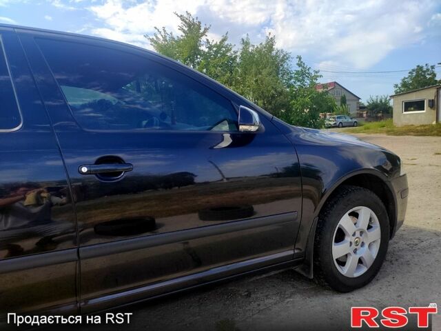 Черный Шкода Октавия, объемом двигателя 1.6 л и пробегом 212 тыс. км за 5700 $, фото 1 на Automoto.ua