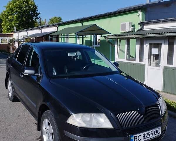 Черный Шкода Октавия, объемом двигателя 1.9 л и пробегом 402 тыс. км за 5700 $, фото 1 на Automoto.ua