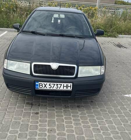 Черный Шкода Октавия, объемом двигателя 1.6 л и пробегом 243 тыс. км за 4700 $, фото 1 на Automoto.ua