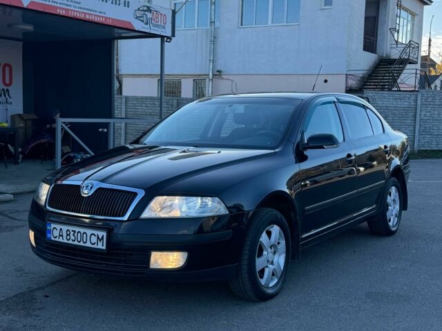 Черный Шкода Октавия, объемом двигателя 2 л и пробегом 192 тыс. км за 6400 $, фото 1 на Automoto.ua
