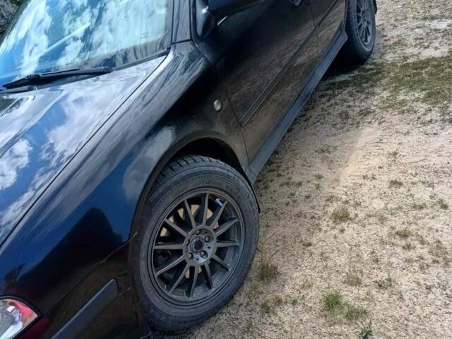 Черный Шкода Октавия, объемом двигателя 1.8 л и пробегом 290 тыс. км за 4500 $, фото 1 на Automoto.ua