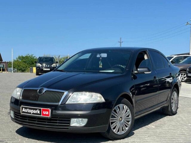 Черный Шкода Октавия, объемом двигателя 1.8 л и пробегом 345 тыс. км за 4740 $, фото 1 на Automoto.ua