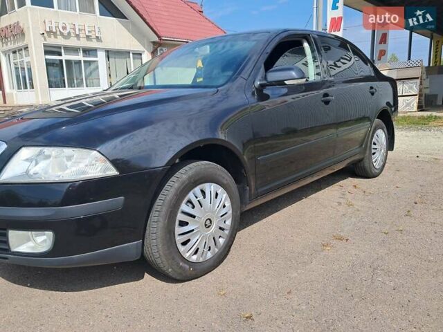 Шкода Октавия 2008 в Хусте на Automoto.ua Черный Шкода Октавия, объемом двигателя 1.6 л и пробегом 205 тыс. км за 5700 $, фото 1 на Automoto.ua