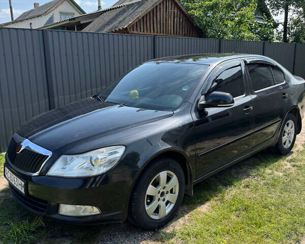 Черный Шкода Октавия, объемом двигателя 1.9 л и пробегом 300 тыс. км за 7999 $, фото 1 на Automoto.ua
