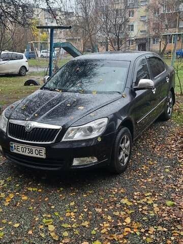 Черный Шкода Октавия, объемом двигателя 1.8 л и пробегом 203 тыс. км за 7000 $, фото 1 на Automoto.ua