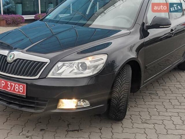 Черный Шкода Октавия, объемом двигателя 0 л и пробегом 110 тыс. км за 7100 $, фото 1 на Automoto.ua
