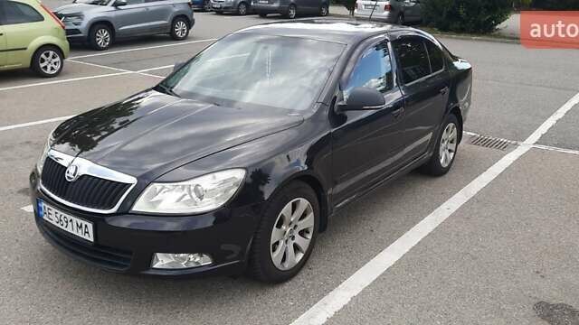 Чорний Шкода Октавія, об'ємом двигуна 1.6 л та пробігом 300 тис. км за 8500 $, фото 1 на Automoto.ua
