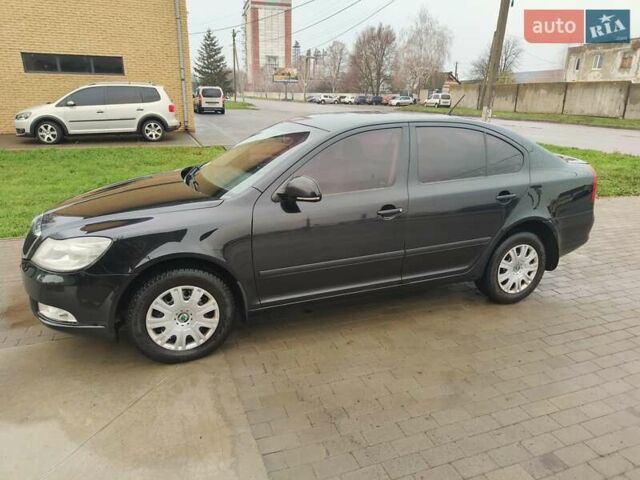Чорний Шкода Октавія, об'ємом двигуна 1.6 л та пробігом 172 тис. км за 8300 $, фото 1 на Automoto.ua