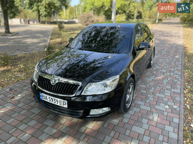 Чорний Шкода Октавія, об'ємом двигуна 1.8 л та пробігом 236 тис. км за 8350 $, фото 1 на Automoto.ua