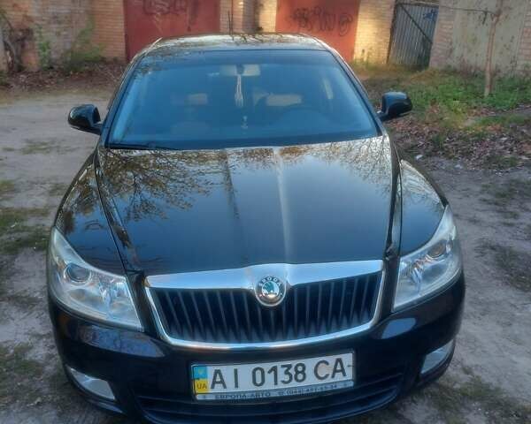 Черный Шкода Октавия, объемом двигателя 1.8 л и пробегом 81 тыс. км за 10400 $, фото 1 на Automoto.ua