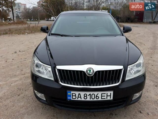 Черный Шкода Октавия, объемом двигателя 1.8 л и пробегом 143 тыс. км за 9200 $, фото 1 на Automoto.ua