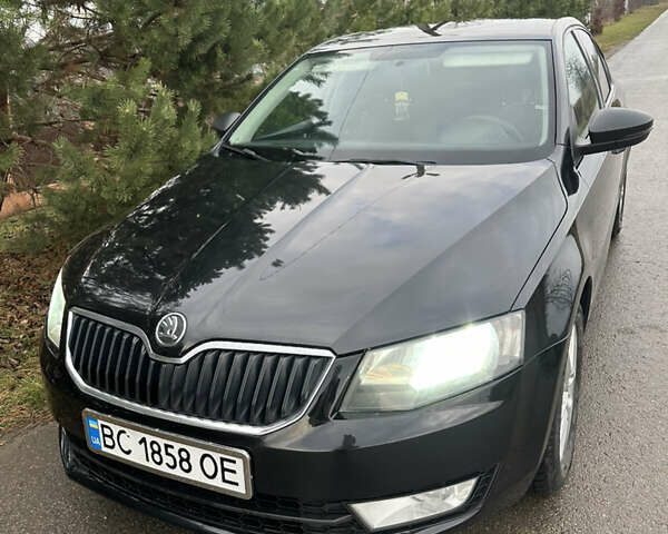 Чорний Шкода Октавія, об'ємом двигуна 1.2 л та пробігом 216 тис. км за 7800 $, фото 1 на Automoto.ua