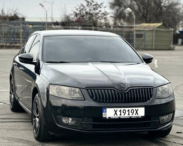 Чорний Шкода Октавія, об'ємом двигуна 1.8 л та пробігом 212 тис. км за 10500 $, фото 1 на Automoto.ua