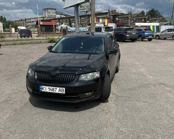 Черный Шкода Октавия, объемом двигателя 1.8 л и пробегом 154 тыс. км за 9700 $, фото 1 на Automoto.ua